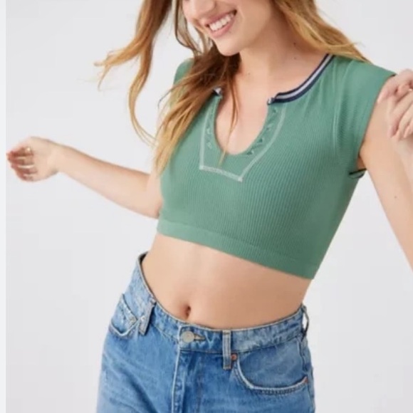 Urban outfitters NWOT out from under go for gold sage green seamless crop top. - Picture 4 of 5
